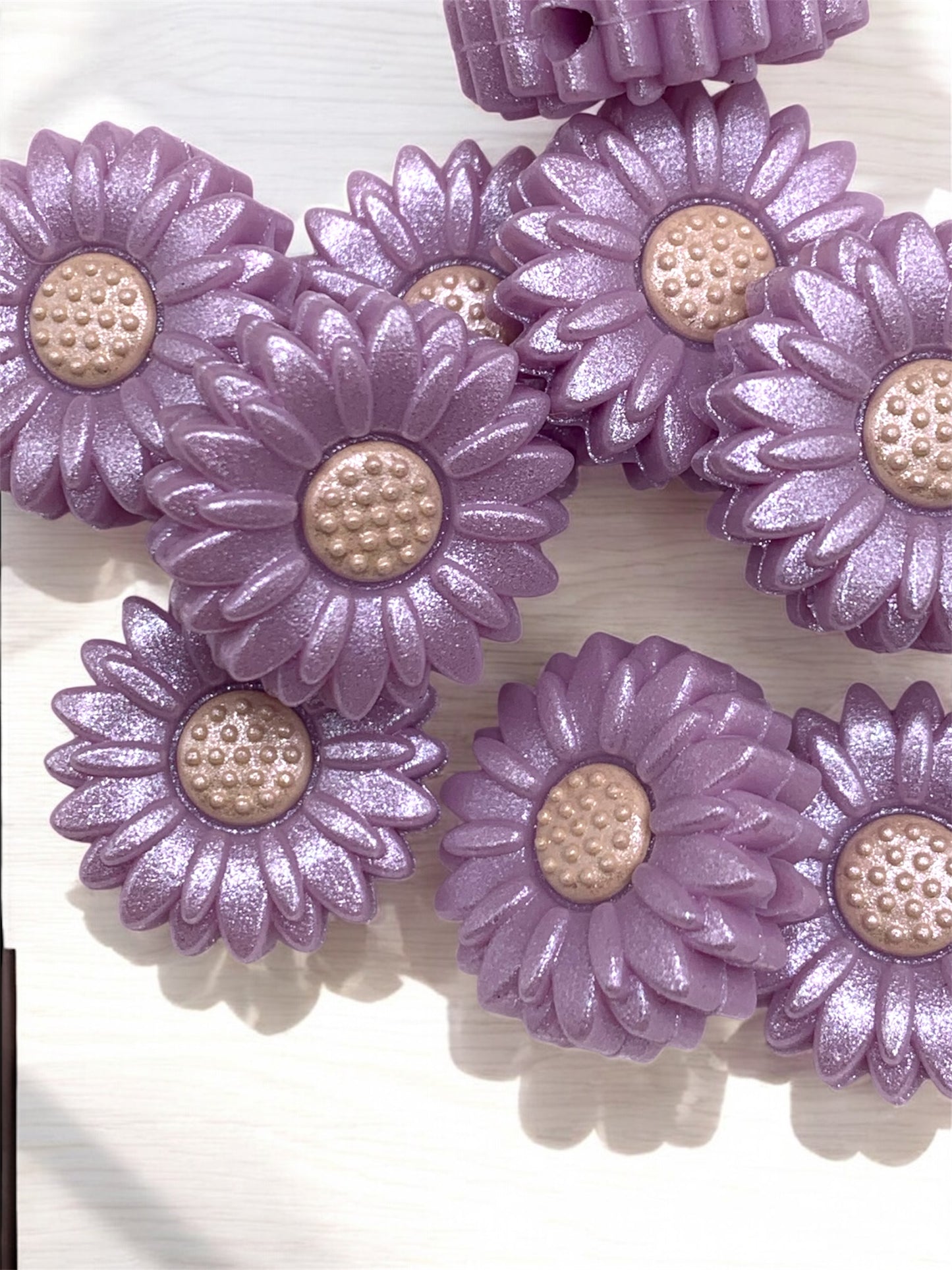 Pearlescent Lavender Fog Daisy (Pack Of 5)