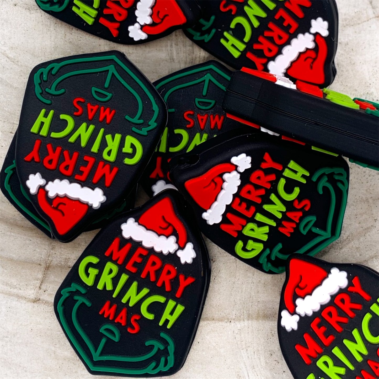 Merry Grinchmas silicone bead (pack of 5)