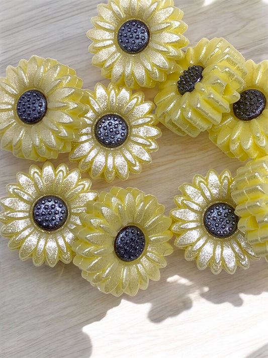 Pearlescent Cream Yellow Daisy (Pack Of 5)