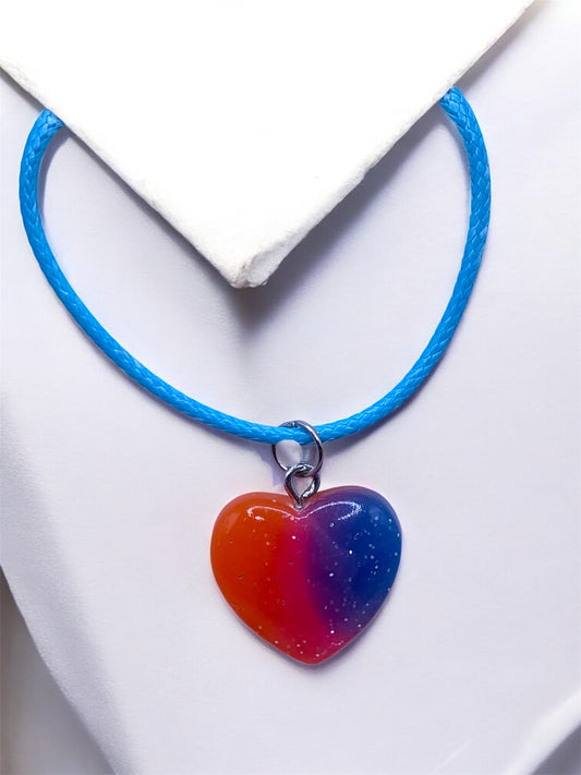 Resin heart or shell pendant necklace